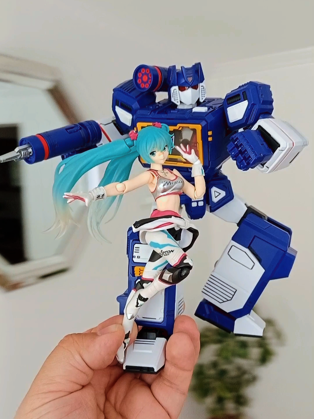 peak couple between the girl from fortnite and a Gundam #miku #transformers #soundwave #figures #fyp 