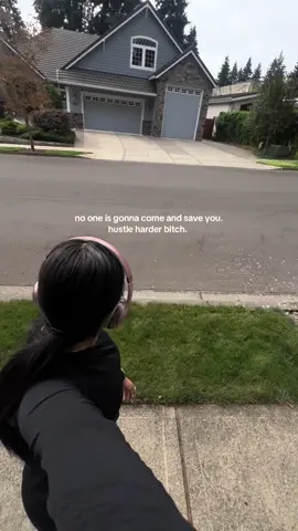 #getrichordietryin 
