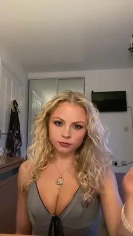 🦋 #fyp #foryou #outfit #fashion #ate 