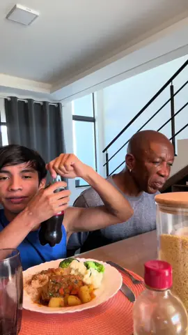 Vamos almoçar o almoço já está servido