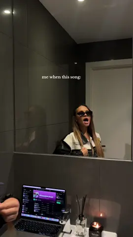 ugh never gets old #rihanna 