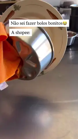 🛍️Forma de Bolo Redonda Decorada Coração 20×8. 🔥De R$28,99 LINK NO COMENTÁRIOS 🤩👇🏼  #achadinhos #acadinhosshopee #fpyyy #virall #formadebolo 