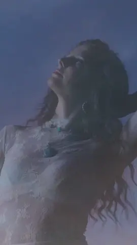 “Faded Polaroids” (Official Music Video) is OUT NOW!!! This song is one of my favorites on the new record and it was so special to capture such a beautiful video for it. Go watch it now on YouTube🖤🎞️ #countrymusic #summersongs #newmusic #musicvideo 