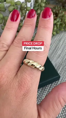 Luxe gold vibes, PAVOI prices you love ✨ #tiktokshopcreatorpicks #affordablejewelry #pavoijewelry #goldrings   *Final Price / Shipping / Coupons / Discounts may differ based on your TikTok account, available coupons, and current promotions. Always refer to product listing for up-to-date offers. 
