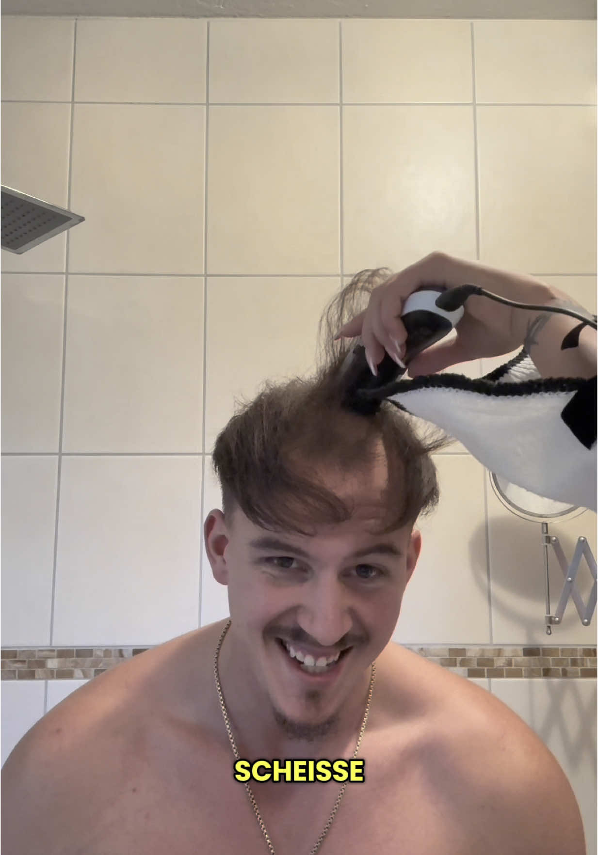 Wenn es nichts mehr bringt, vertraut mir und lasst los.  Es hat lange gedauert.. aber ich bereue es nicht!  #haarausfall #menhair #glatze #fy #fyp #foryou 