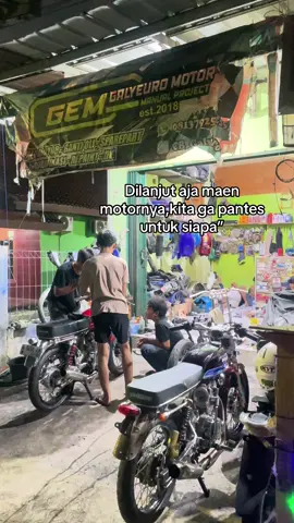 Manikmati hidup👌🏻 #bengkelmotor #cb100 #fypシ゚ 