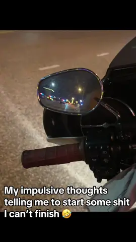 🤣🤣 they not catching me on this hog #fyp #jet2holidays #fyp #harley #bikergirl 