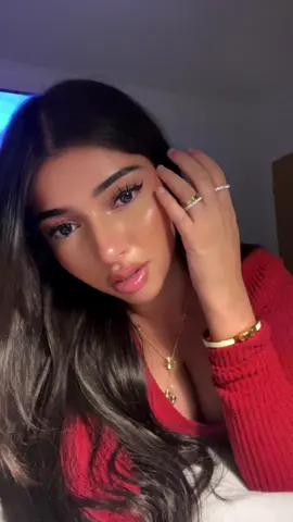 jewelry from @GIVE LOVE JEWELRY 