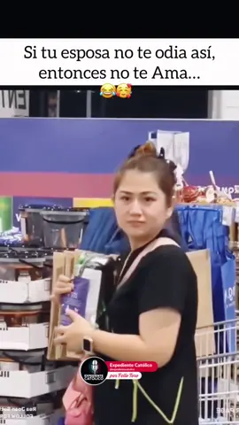 Mi esposa antes y después de verme ❤️😂🙏 #católicos #wife #familia #fyp #Love 