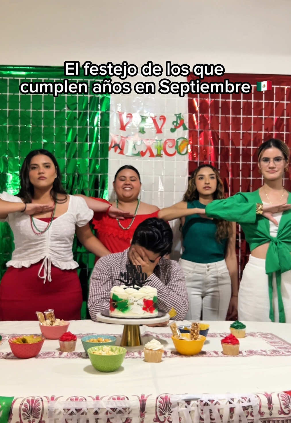 Viva a los cumpleañeros de Septiembre! 🇲🇽🥳