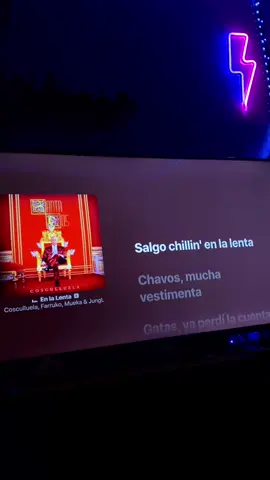 Salgo chillin en la lenta #farruko #cosculluela #reggaeton #enlalenta #reggaetonviejito 