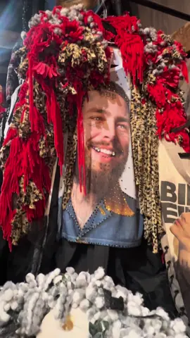 Was obsessed with this store.  #cosmosglamsquad 