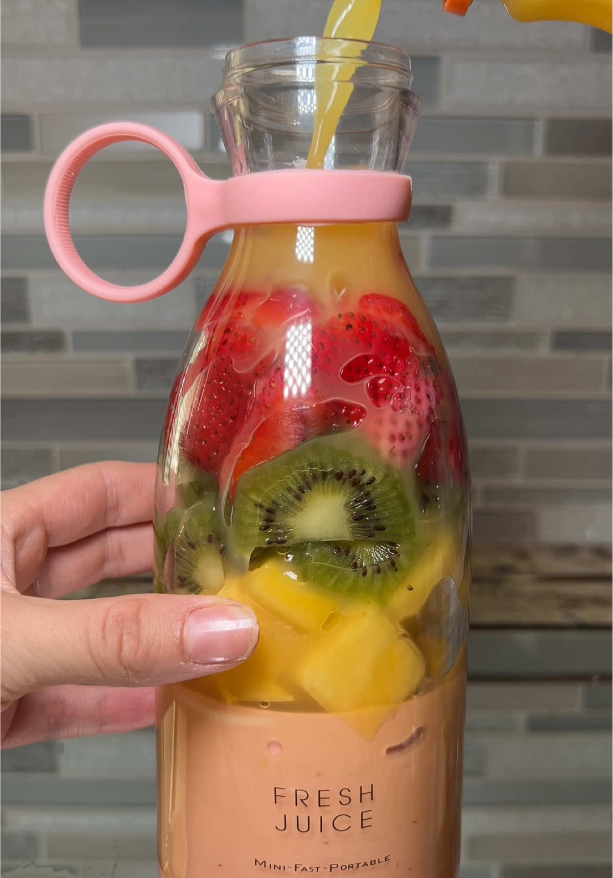 Strawberry Kiwi Mango with Orange Juice 🍓🥝🍊🥭 #freshjuice #smoothie #milkshake #portableblender #foryoupage 