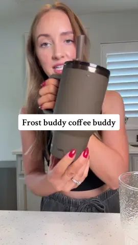 The perfect coffee cup are you kidding #frostbuddy #frostbuddycoffeebuddy #coffeecup #coffeetumbler #giftidea 