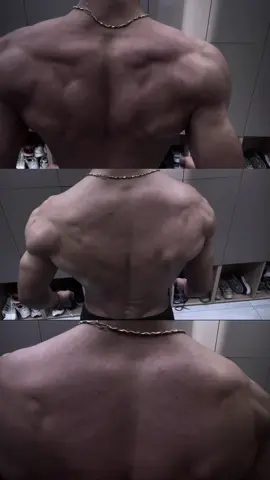 ولا يهمج يروحي تحملي المعضل 😂 #bodybuilding #الشعب_الصيني_ماله_حل #Gym #fyp #اكسبلور 