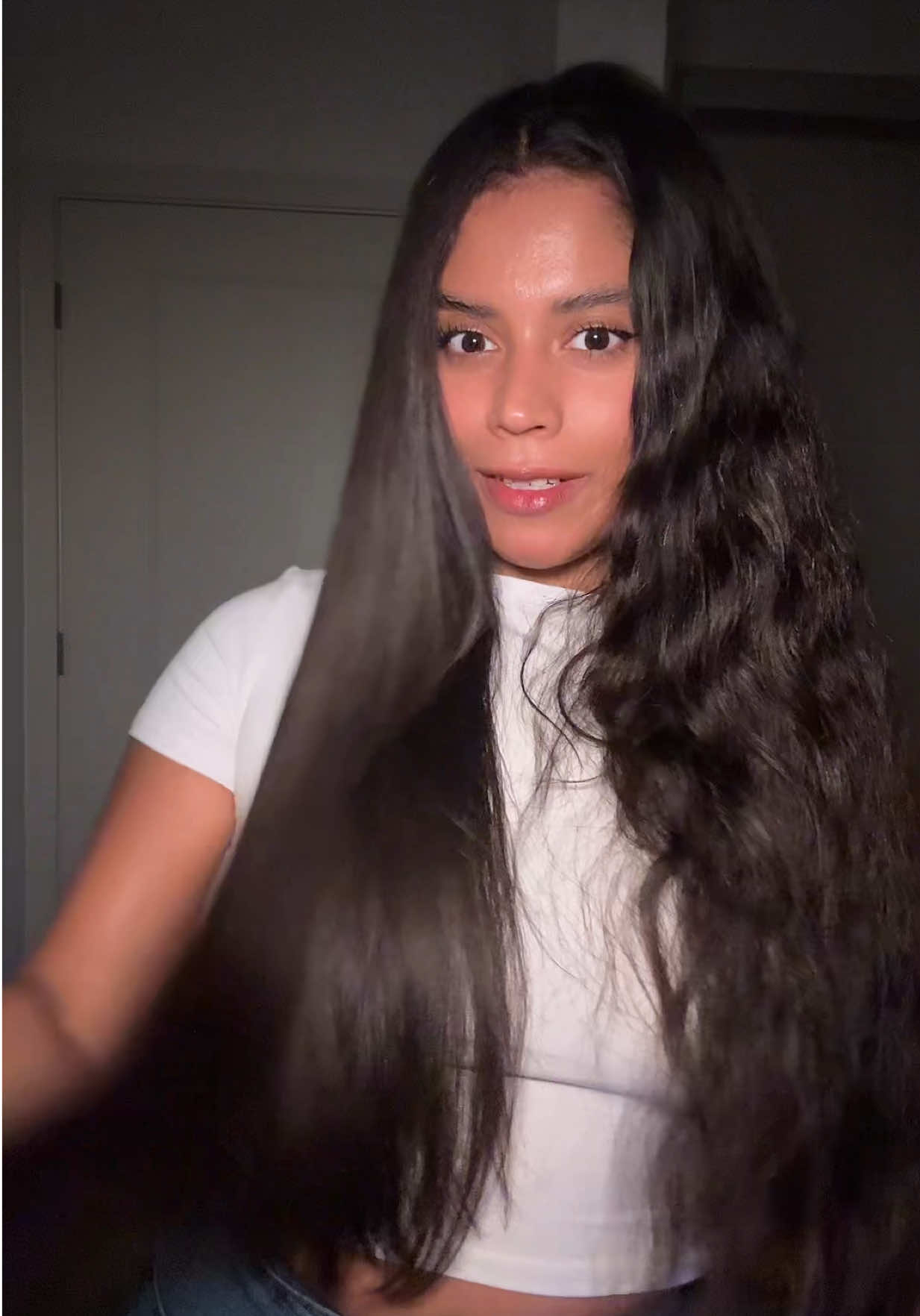 My favorite hair straightener for silky smooth sleek hair 🥹🫶🏽 @wavytalkofficial #wavytalk #wavytalkhair #longhairstyles #hairtok #fyp 