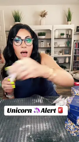 #tiktoklive #livehighlights  Unicorn 🦄 Alert 🚨 30 & it’s an ultra RARE 🙌🙌 #bombpartyreveals #bombparty #unicornalert 