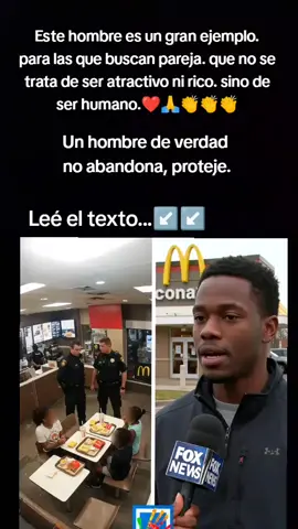 #unhombredeverdad🥰🔥 #LIVEIncentiveProgram #LIVEStory #PaidPartnership  Me llamo Chris Louis, tengo apenas veintisiete años y soy padre de tres hijos: Estela, la mayor, Camila y el pequeño Alfredo. Desde que su mamá se fue, sin decir nada, solo llevándose su ropa, mi vida se convirtió en una carrera contra el hambre y la tristeza. He hecho de todo: limpiar casas, lavar platos en restaurantes, cargar cajas, cualquier trabajo que me permitiera llevar un poco de comida a la mesa. Todo el dinero que ganaba se iba en leche, pan, útiles escolares… no me quedaba nada para mí. Pero no me importaba, porque ellos son mi razón de seguir. Un día estábamos en McDonald’s. Habíamos juntado unas monedas y quise darles un gusto, verlos sonreír con una hamburguesa en la mano. Mientras comíamos, recibí una llamada: era la oportunidad de un trabajo estable, algo que podía cambiar nuestra situación. Me pidieron que fuera de inmediato a una entrevista. Miré a mis hijos, y le dije a Estela, con todo el amor y la confianza que le tengo: —Cuida de tus hermanos. Voy a esta entrevista y regreso pronto, lo prometo. Ella asintió con seriedad. Siempre ha tenido más madurez de la que le corresponde por su edad. Lo que no sabía era que un hombre en el local, Mark Smith, pensó lo peor. Llamó a la policía creyendo que yo había abandonado a mis hijos. Mientras yo estaba en la entrevista, los oficiales llegaron, se sentaron con ellos y esperaron mi regreso. Cuando volví, ilusionado con la posibilidad de un nuevo trabajo, me encontré con patrullas y miradas de sospecha. No tuve tiempo de explicar: me esposaron y me acusaron de abandono. Sentí que el mundo se me caía encima. Pero entonces ocurrió algo que nunca olvidaré. Mi hija Estela, con apenas doce años, se paró frente a la policía y gritó con valentía: —¡Mi papá no nos abandonó! Solo fue a una entrevista de trabajo. Mi mamá fue la que nos dejó. Él siempre está con nosotros, siempre. Hubo un silencio. Los oficiales, que tantas veces he visto en noticias actuando con violencia hacia gente como yo por el color de mi piel, se quedaron quietos, sorprendidos. Poco a poco la tensión bajó. Me soltaron y escucharon mi versión. Horas después estábamos de regreso en casa. Esa noche, mientras abrazaba a mis hijos, lloré. Lloré por la injusticia, por el miedo de perderlos, pero también por la esperanza. Porque la entrevista había salido bien. Al día siguiente me confirmaron que tenía el empleo. Cuando me entrevistaron para un noticiero local, conté lo que pasó. Dije la verdad: que soy un joven padre afroamericano que lucha cada día por darle lo mejor a sus hijos, aunque me juzguen, aunque el mundo me mire con desconfianza. Y que ahora, con este nuevo trabajo, por fin podré darles la vida digna que merecen. Mis hijos son mi motor. Y aunque la gente dude de mí, ellos saben que nunca los dejaré.