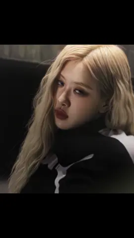 rosé for puma is iconic #rosé #roséedit #roseblackpink #blackpink #blackpinkedit #kpop #kpopedit #kpopfyp rosé aw puma speedcat campaign 