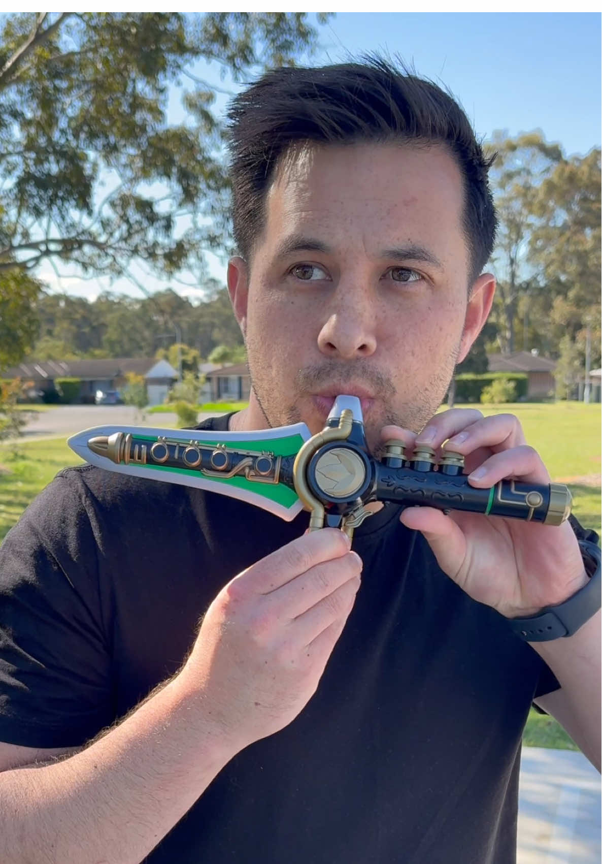 Wow, this Dragon Dagger from the new Mighty Mophin Power Rangers Re-Ignition toy range really works….  *Dragon Dagger does not summon the DragonZord in real life, but does have 15+ cool Phrases & SFX* MMPR Re-Ignition Dragon Dagger is available now at all major leading toy retailers.  @Headstart Toys 