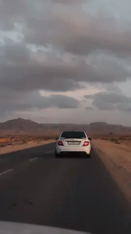 في مرسيدس راح توارى🌟🤍.         #w204 #mercedes #libya🇱🇾 #الرجبان_الجبل_الغربي_🔥🦅❤🇱🇾 