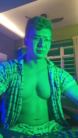 PS is still in the clinic so I just make do with Steam game lah 😳 #noob #zombie #gaming #yoyosh 