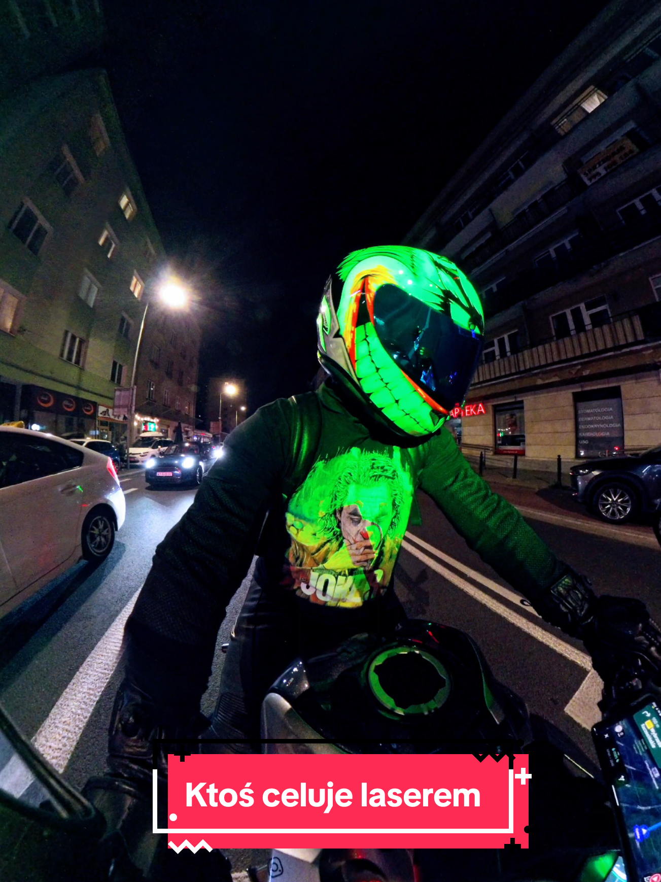 Warszawa, ul Dobra 22 Ktoś celuje laserem #motorcycle #biker #laser #dangerous #nightdrive 