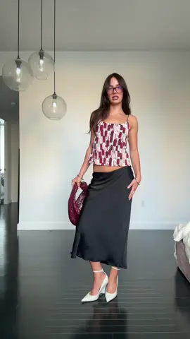 i know youre all going to say i shouldve worn black shoes - but i didnt want to