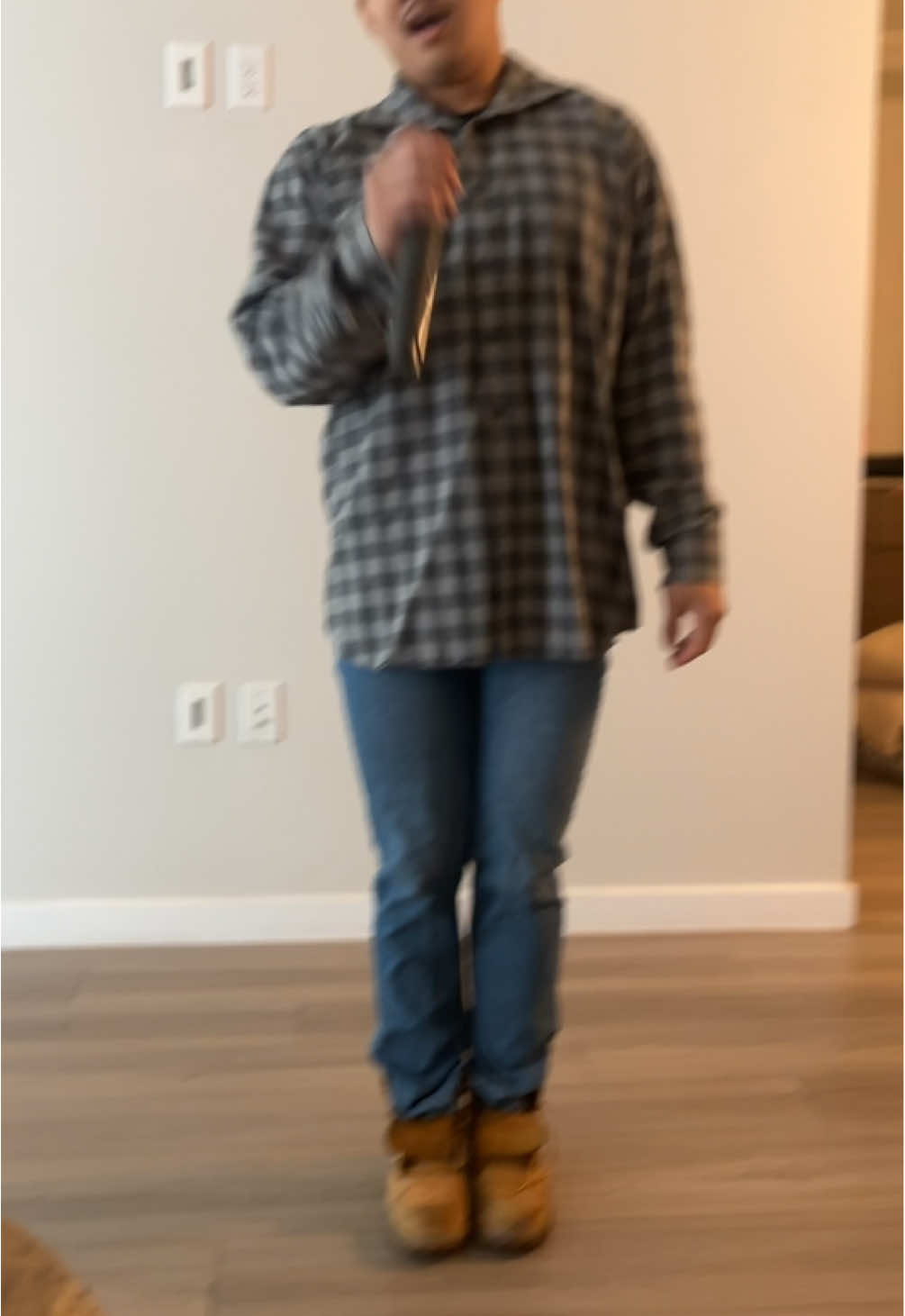 WE GOT KEVIN GATES AT HOME BRO #kevingates #skinnyjeans #kevingatesconcert #facts 