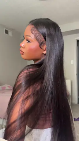 10/10 loveee @Luvmehair clip ins for a year now and now with invisible 🤏🏾🤏🏾#clipins #clipinfornaturalhair #tiktokmademebuyit #luvmehairreview #luvmeforrea 