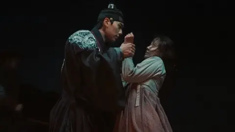 They are very beautiful..🥀 #bonappetityourmajesty #kdrama #fyp #foryou #foryoupage 