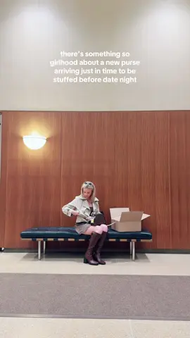 This is 28 in New York 💕 #girlhood #relatable #realisticcontent #newbag #datenight 