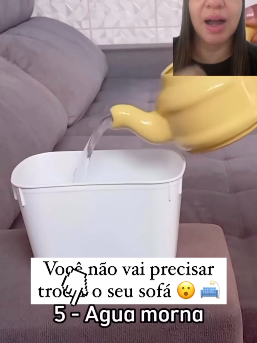 2 Dicas de ouro pra manter sofá limpo a primeira é da @dicasdisruptivas (rede vizinha) Como higienizar e limpar o seu sofá sem pagar caro por isso. Ingredientes: não vai precisar 1 colher sopa detergente fa 1 colher bicarbonato de sódio 15 50ml de álcool gua morna 1 colher de amaciante 1 litro de água morna #foryou #sofalimpo #sofalimpo #limparsofa #sofa 