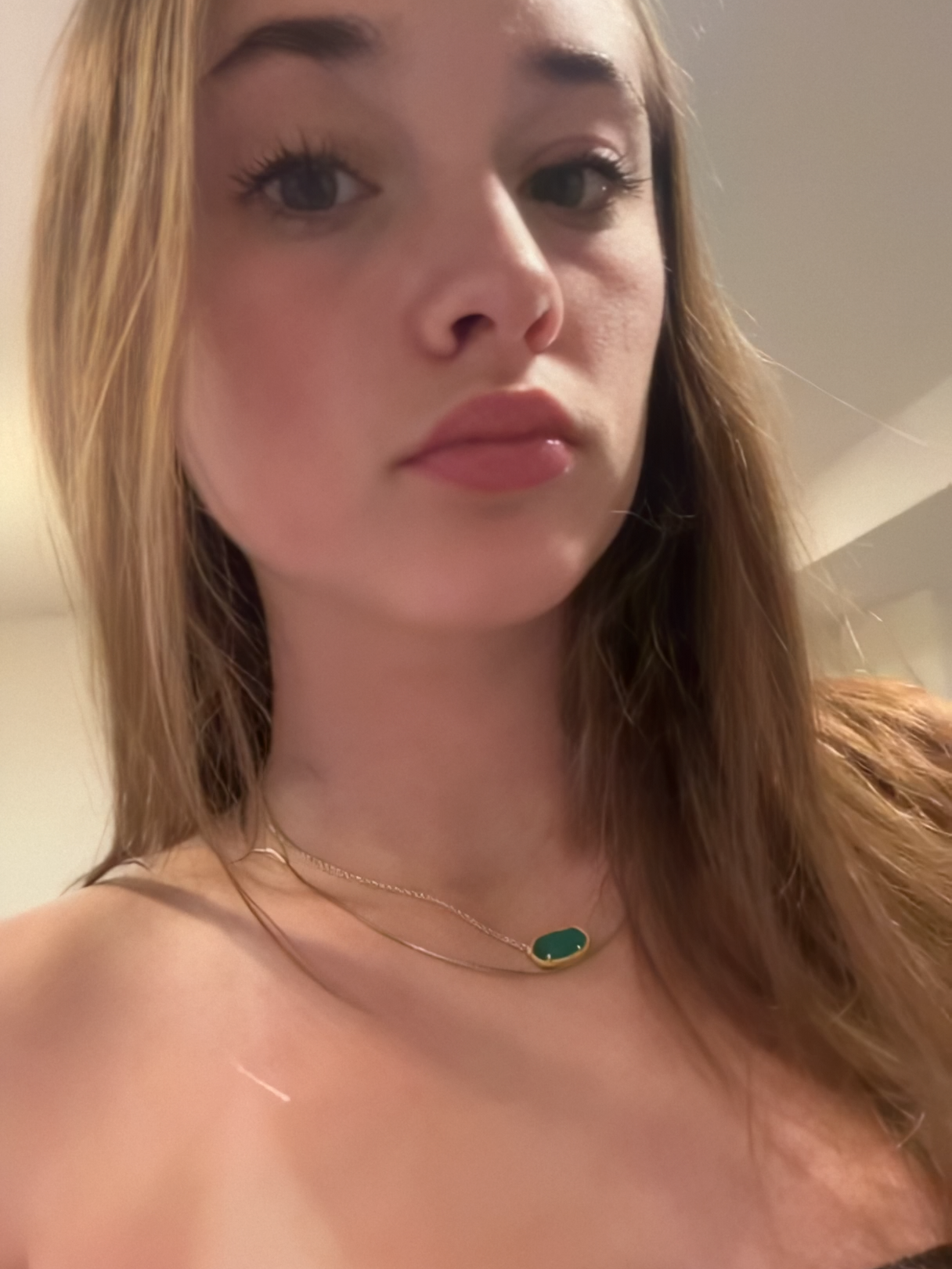 When your outfit’s got more mood than your playlist ✨ Ready to turn heads and steal scenes—no permission needed. #ootd #outfitinspo #lipsync #fitcheck #fyp