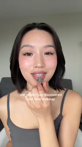 Do we need a tutorial? 👀 #cooltonedmakeup #makeuptrend #makeuptiktok
