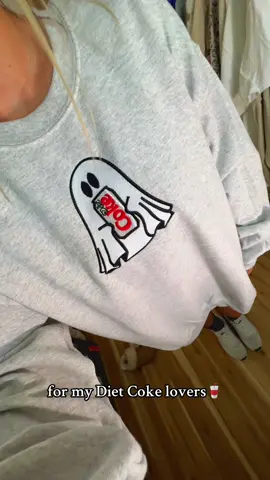 who doesn’t love Halloween & Diet Coke 👻🥤 #dietcoke #dietcokelover #dietcokegirlies #crewneck #fyp 