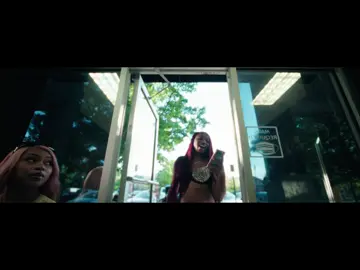 H*ES BE MAD VIDEO OUT NOW 🔥🐍🍦 #cashcobain #bunnab #slizzy #musicvideo 