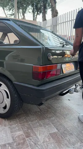 Como trocar o estepe do carro #carro #dirigir #autoescola 