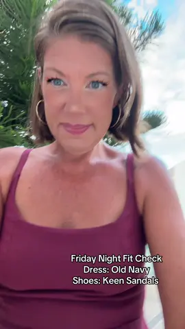 Don’t mind the crime scene tape - the pool was just shocked 🤭 #fitcheck #oldnavy #keens 