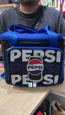 gracias @pepsiperu por recordarnos que la comida sabe mejor con un Pepsi de compañía ❤️💙 #pepsi #foodies #peru