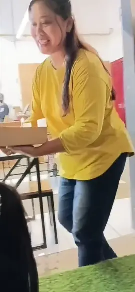 HBD kakak Dewi mangkudjati Do'a terbaik dari mama ayah selalu buat kakak Dewi. 