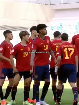 11 Years Old Lamine Yamal Cooking🤩 #yamal #spain #skills #football 
