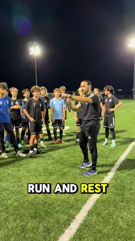 ⚡️🎓Here at Speed Training we’re not just concerned with what fitness tests we do, we’re concerned with WHY we do them! 📈 Pre-test talk with London Dinamo Football Club. #speedtraining⚡️ #fitnessassessment #speedtest #getfaster 