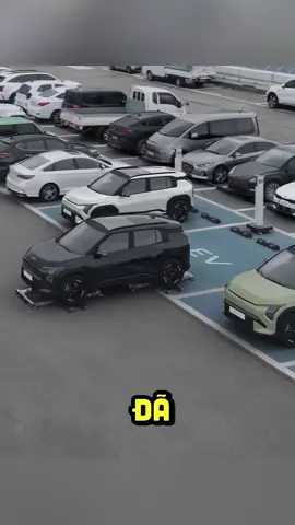 Robot đỗ xe thông minh 