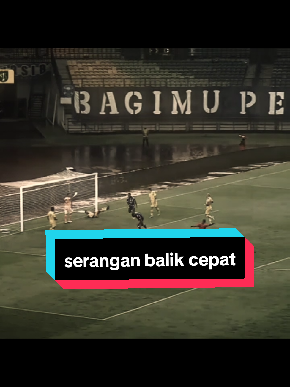 serangan balik cepat persib saat menjamu persebaya #persibjuara🏆 #persibday #bandungjuara🔥🔥🔥 #persib #persibvspersebaya 