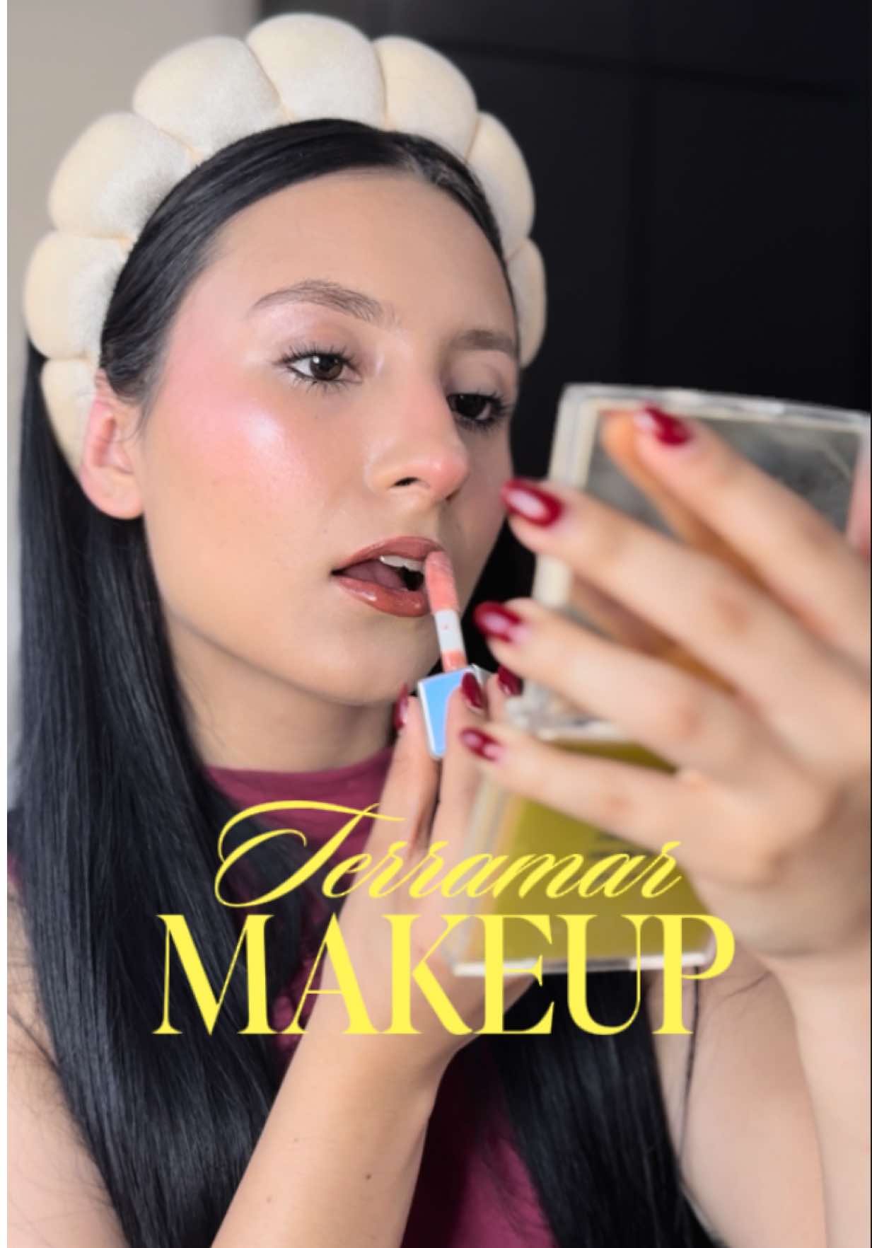 Productos línea de maquillaje de Terramar⬇️ •Maquillaje máxima cobertura FPS 15 tono neutral cool •Corrector iluminador star glow tono cold beige/soft rose/soft tan  •Lápiz delineador para cejas, ojos y labios tono Classic Black •Gel pigmentado para cejas a prueba de agua  •Rubor en crema con aceite de linaza y rosa mosqueta tono will power   •Maquillaje compacto iluminador •Intense volumen máscara voluminizadora para pestañas  •Lápiz labial acabado mate tono Tierra  . . . . #terramarbrands #productosterramar #maquillaje #maquillajeterramar #makeup  •Brillo labial efecto volumen tono Natural