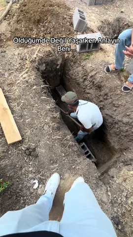 Yaşayan Ölüler Vardır Görmediyseniz Hayatımı İzleyin ☀️ #daye #bir #güneş #doğuşunda #☀️ 