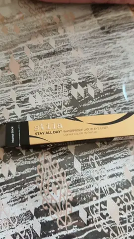 The best waterproof eyeliner, I loved it! #foryou #foryoupage #tiktokshop 
