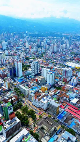 Bucaramanga el mejor vividero del MUNDO 🌍 ✨ #bucaramanga #colombia #fyp #festivaldelaempanada #paratiiiiiiiiiiiiiiiiiiiiiiiiiiiiiii 