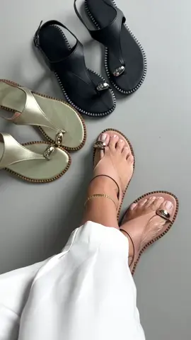 Rasteira Dedo c/ Detalhe R$ 119,00 Cores: ouro, preto e nude  #sandalia #rasteirinhas #tiktokviral #tiktoknews #lojavirtual 